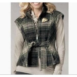 Cabi All Tied Up Vest XS Green Tan Tweed Wool Sleeveless Zip‎ Schoolgirl